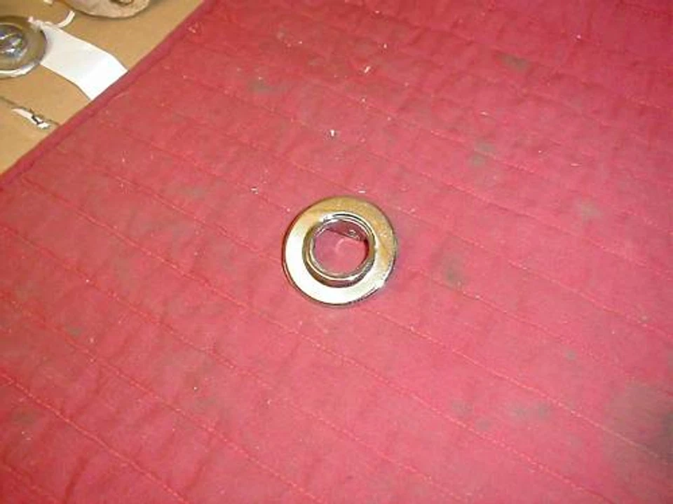 NUEVO EN STOCK MOPAR 1969-71 PLYMOUTH FURY BISEL ANTENA DEPORTIVA Foto 1 de 1