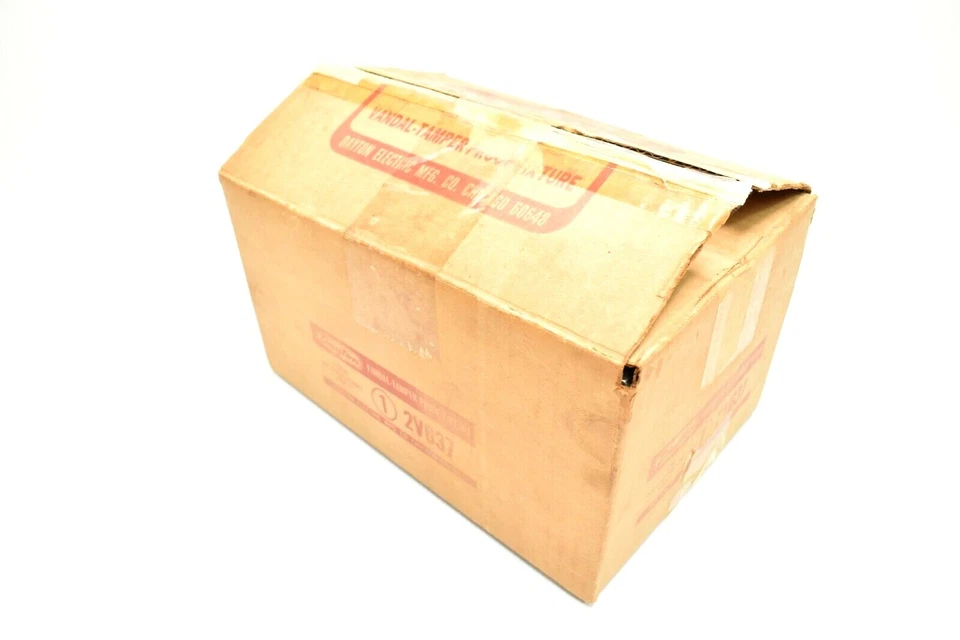 Accesorio industrial vintage Dayton 2V637 a prueba de manipulaciones contra vandalismo 100 W hecho en EE. UU. Foto 1 de 4