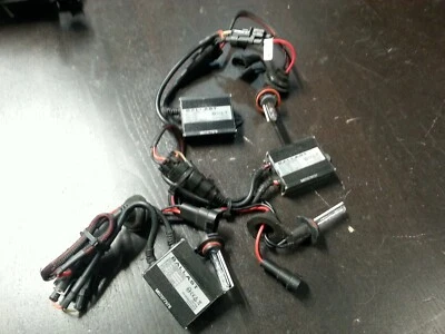 2008 Suzuki GSXR 600 | Kit de feixe alto baixo de lastro HID | Usado OEM - Imagem 1 de 3