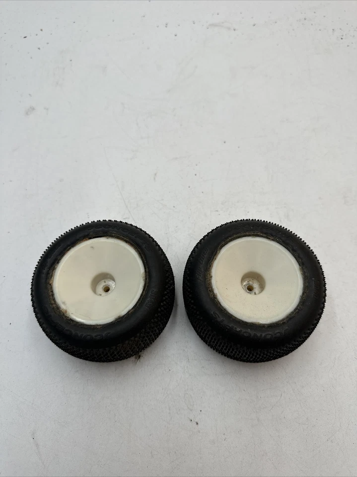 JConcepts 3040 Vintage Flip Outs Pin Deep Dish Rear Tires (2) Losi - Image 1 of 4