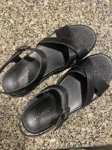 NEW Vionic Mar Women's Black Leather Ankle Strappy Platform Sandal Size 10M - Picture 1 of 9