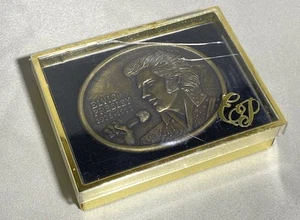 VINTAGE 1979 ELVIS PRESLEY OFFICIAL 1st EDITION COMMEMORATIVE BELT BUCKLE w/ BOX - Picture 1 of 9