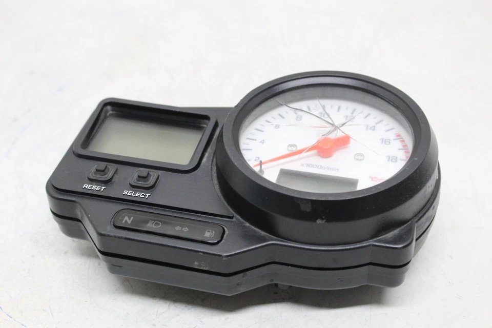 1999-2002 YAMAHA YZF R6 OEM SPEEDO TACH GAUGES DISPLAY CLUSTER SPEEDOMETER  - Image 1 of 4
