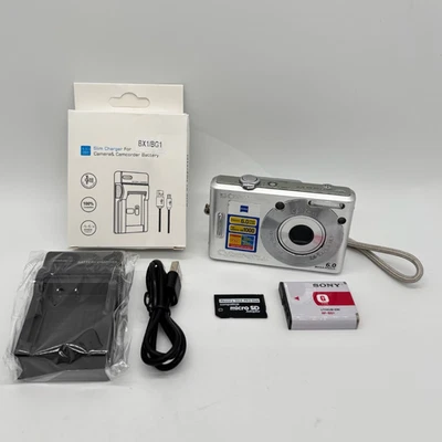 Sony Cyber-Shot DSC-W30 Digital Camera 6MP CCD Y2K Compact w/ Accessories - Image 1 of 4