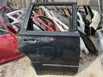 GMC Yukon Tahoe 2015 2016 2017 2018 2019 2020 puerta carcasa trasera derecha Foto 1 de 4