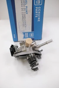 NEW Genuine GM Fuel Pump 12711668 - Picture 1 of 12