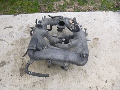 2002 Chevrolet Tracker Intake Manifold 2.5L V6 - Image 1 of 4
