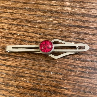 Vintage Heller Plate Silver Tone Tie Bar Red Cabochon Stone Star - Image 1 of 4