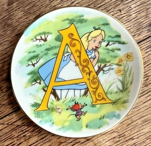 Plato miniatura alfabeto colección Disney vintage Alicia en el país de las maravillas Japón 3,5 - Imagen 1 de 2