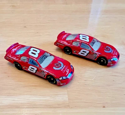 Par de autos Chevrolet Menard 1:64 Dale Earnhardt Jr #8  Foto 1 de 4