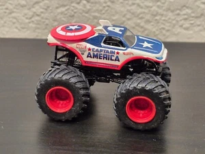 Hot Wheels Monster Jam Trucks Captain America 1:64 Monster Truck Marvel Mattel - Picture 1 of 5
