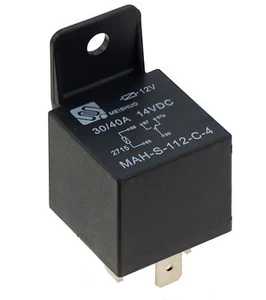 12V Automotive Changeover Relay with Bracket 40A 5-Pin Car Bike Van - Picture 1 of 1