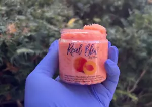 Whipped Body Butter - Peach Scented Shea Whipped Body Butter Moisturizer Gift - Picture 1 of 3