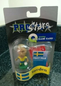 Corinthian Prostars Sweden Larsson Football Figure Blister Pack Sealed 2005 - Picture 1 of 3