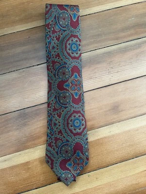 Men's Kenneth Gordon Hand Sewn Paisley Printed 100% Silk Tie Foto 1 de 4