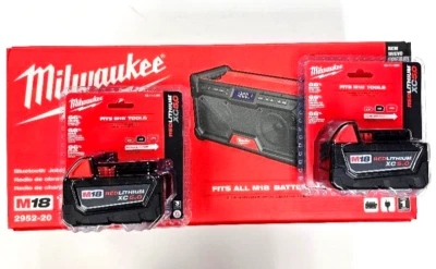 NUEVO Milwaukee 2952-20 Radio, 2) Batería 5.0 M18 Inalámbrica, USB con Cable Bluetooth CA Foto 1 de 4