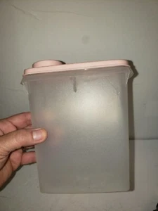 TUPPERWARE 499-6 PINK LID SMALL POUR CEREAL CONTAINER  - Picture 1 of 9