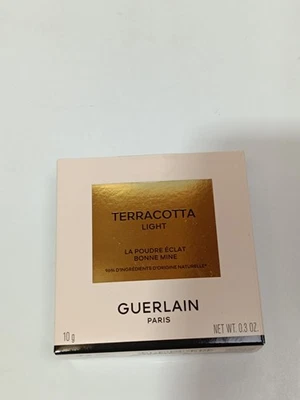 GUERLAIN Terracotta Light Bronzing Powder Nr. 01 ( 10 g )  ( 100g /329€ ) - Bild 1 von 4