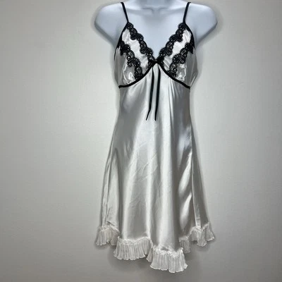 Nuevo con etiquetas Vestido Lencería Linea Donatella Blanco Con Volantes de Encaje Negro Talla Pequeña Foto 1 de 4