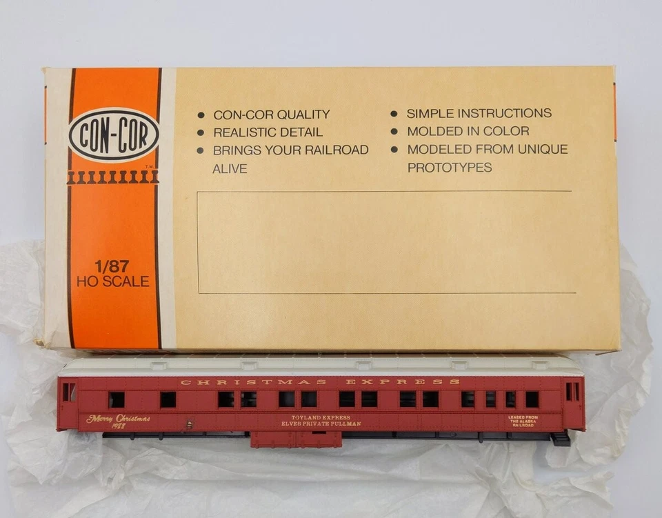 Con-Cor 0001-008705 HO Pullman Christmas Stock Car - Image 1 of 1