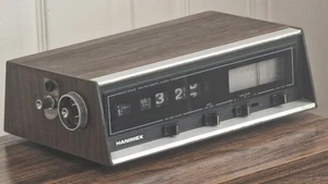 Hanimex Flip Clock Radio / Vintage / Rare / Space Age / Wood / Silver / 1970's - Picture 1 of 19