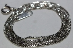 Solid platinum 0.85mm box chain necklace 2.6 grams - 16.75 inches - Picture 1 of 7