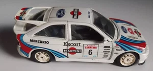 AUTOMOBILE ESCORT RS COSWORTH SCALA 1/24 BURAGO - Foto 1 di 8