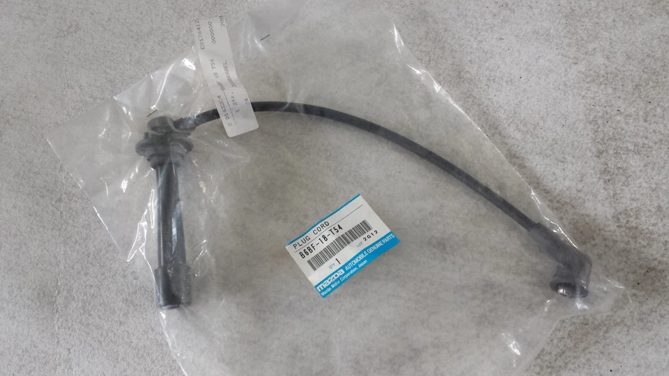 Genuine Mazda MX-3 323 Ignition Cable No.4 Spark Plug Wire No. 4 Ignition cable - Image 1 of 1