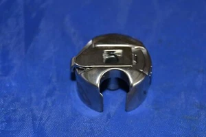 BOBBIN CASE SINGER Industrial 95, 96- Industrial SEWING MACHINE NEW PART 52237T - Picture 1 of 3