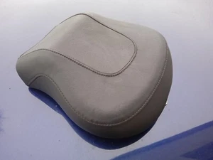 Sedile sedile posteriore Harley Softail Heritage passeggero 2007-17 FLSTC in tutto il mondo - Foto 1 di 3