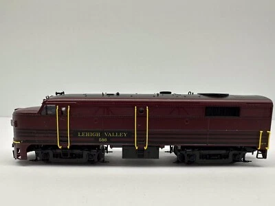 Life-Like HO #586 Lehigh Valley FA2 Diesel Engine Locomotive - Image 1 of 4