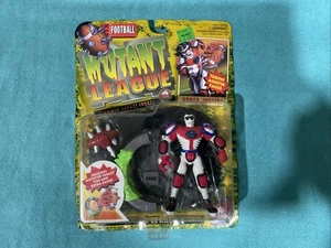 Sealed 1994 Galoob Mutant League Football Bones Justice Monster Passes Figure - Picture 1 of 5