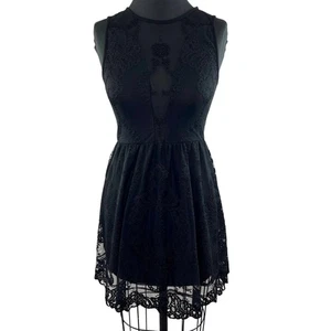 For Love & Lemons schwarz Blumen Spitze hochgeschlossen ärmellos Fit Flare Kleid Small S - Bild 1 von 8