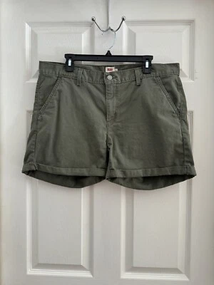 Pantalones Cortos Levi's Puños Tiro Medio Puños Elásticos 5” S40197 Verde Para Mujer 33 (16) Foto 1 de 4