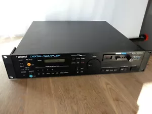 Roland MKS-100 Sampler, mit USB Floppy Emulator, Vintage Rarität Top Zusatand - Bild 1 von 14