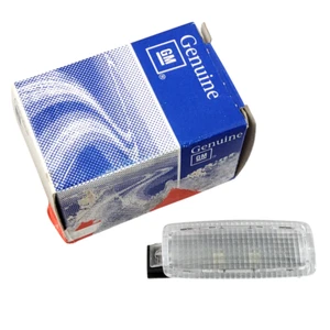 NUEVO STOCK ANTIGUO GM 13514047 Área del maletero Luz de cortesía Se adapta a Blazer 19-25 + Más - Imagen 1 de 6