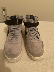 Nike Air Force 1 High LV8 'Chenille Swoosh' Shoe Size 8.5 Wolf Grey 806403-015 - Picture 1 of 7