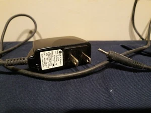 LG TA-D01WR Replacement AC Power Supply Wall Charger Plug-In Adapter in 5V 1A - Photo 1 sur 4