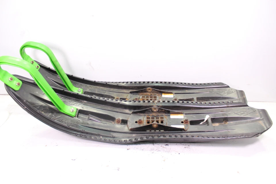 2018 ARCTIC CAT M8000 SLP MOHAWK SKIS - Image 1 of 4