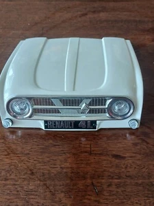 Capô de Renault 4L Escala 1:8 em Metal 15cm-15cm-320grs. - Picture 1 of 22