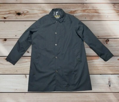 Barbour Maghill Waterproof Raincoat Jacket Overcoat Men's Medium Black EUC - Image 1 of 4