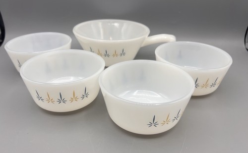 Set Of 5 Vintage Anchor Hocking Fire King Candle Glow Atomic Bowl & Soup Bowl