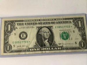NEW 2017 STAR NOTE $1 DOLLAR BILL ( BOSTON A) LOW SERIAL NUMBERS , UNCIRCULATED - Picture 1 of 3