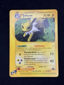 Jolteon 13/144 Skyridge Regular - Picture 1 of 4