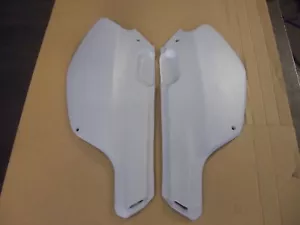 Yamaha TT600 E/S 4GV Seitenwände aus Fiberglas 4GV172100-4GV171100 - Bild 1 von 12