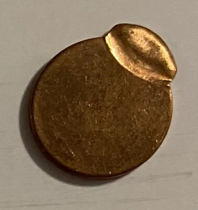 UNC. LINCOLN CENT STRUCK 90% OFF - CENTER - MINT ERROR #4401 - Picture 1 of 2