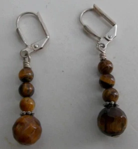 Silver Tone Shaded Brown Bead Dangle Pierced Earrings #F72 - Imagen 1 de 5