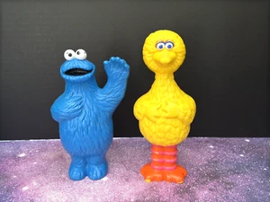 1985 SESAMSTRASSE PLASTIK großes KEKSMONSTER großer Vogel 6,5" FIGUR Menge 2 - Bild 1 von 12