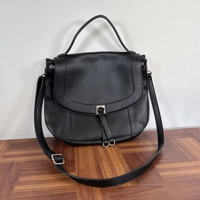 IVANKA TRUMP Cuero Negro Alforja Estilo Bolso Cartera Envío y devolución GRATIS Foto 1 de 4