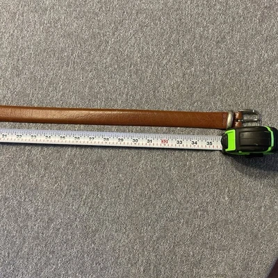 Cinturón de moda marrón claro para mujer Foto 1 de 2